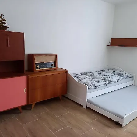 Rodinny Mayer Hétvégi ház Pouzdrany
